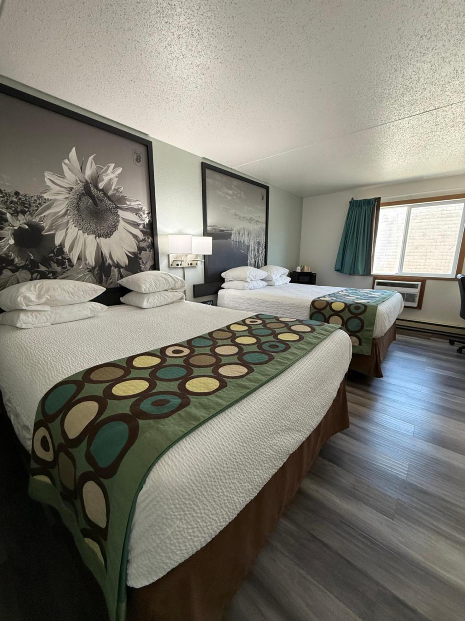 Super 8 By Wyndham West Fargo Main Ave Nd Motell Exteriör bild
